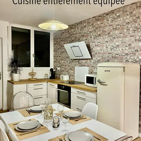 L' Appart' , Tendance Et épuré Avec Bel Extérieur, Proche Du Centre Appartement *